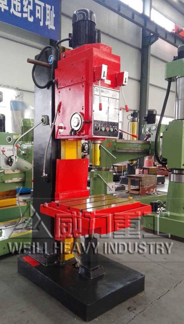 新款立式銑床圖片