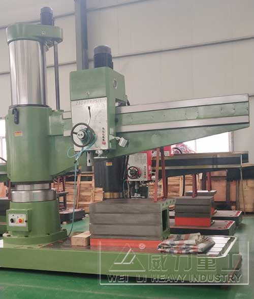 Z3080X25液壓搖臂鉆床車(chē)間實(shí)物圖