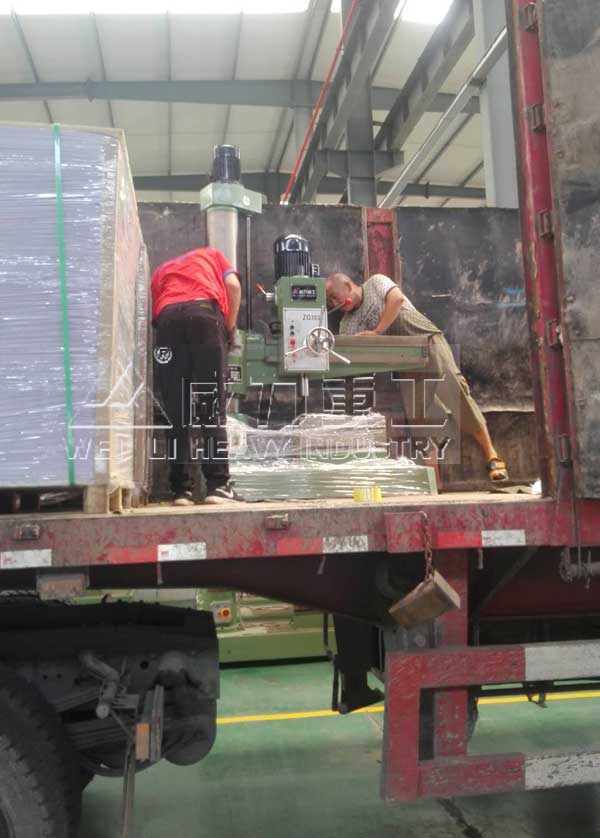 zq3032機(jī)械搖臂鉆床發(fā)貨